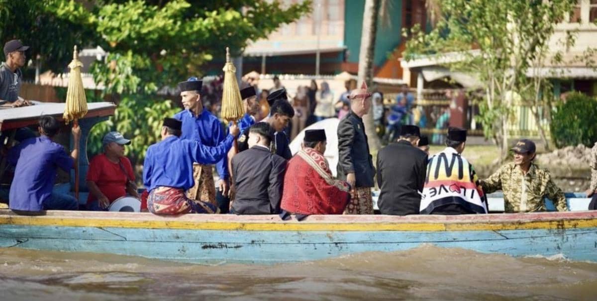 Arak-arakan Tradisi Hari Raya Midang Morge Siwe Asal OKI Sumsel (Dok: Pemkab OKI)