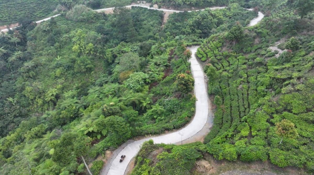 Perbaiki Jalan, Bupati Rudy Jadikan Wisata Nirmala Primadona