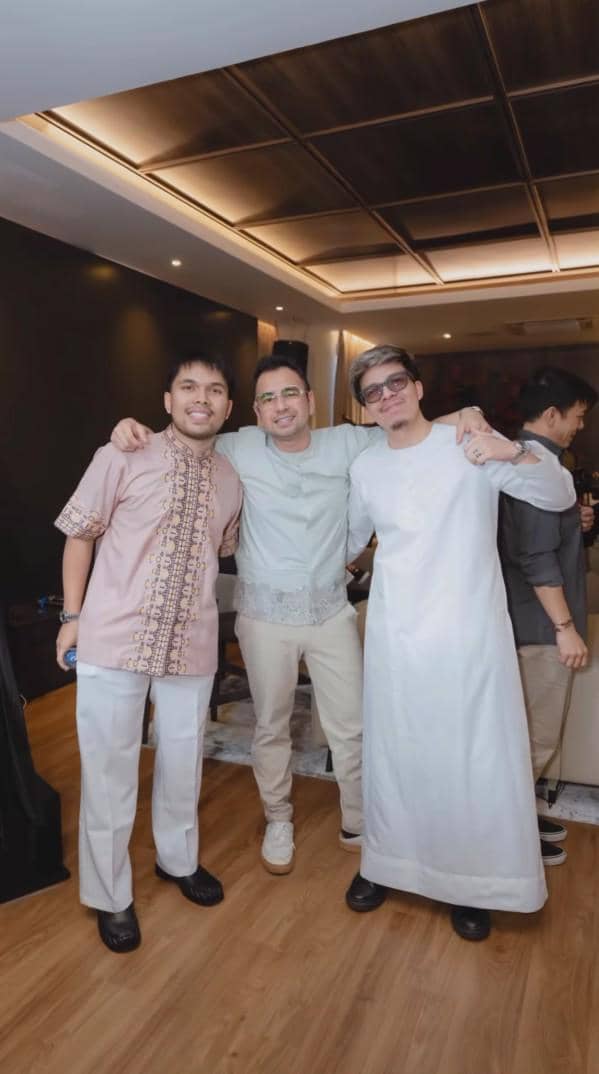 artis di open house Raffi Ahmad dan Nagita Slavina