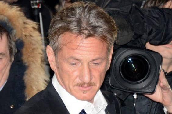 Sean Penn di upacara penghargaan César