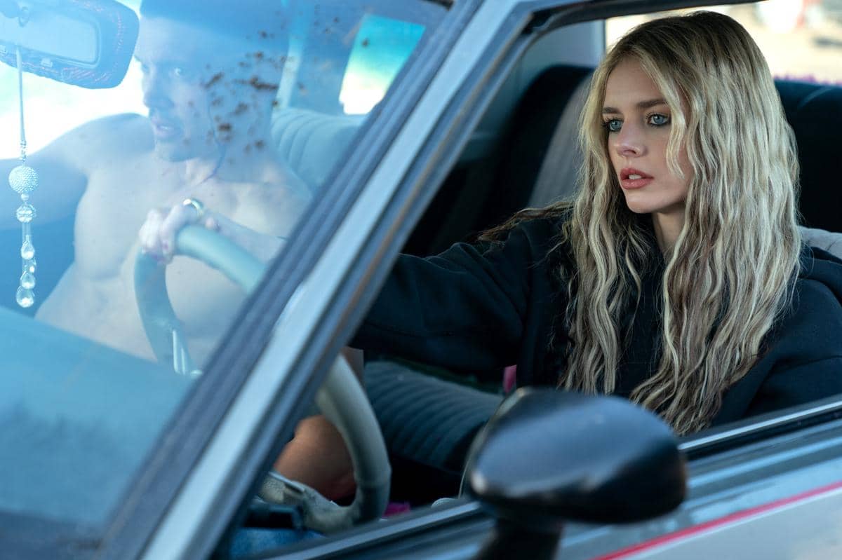 Samara Weaving dalam film Eenie Meanie