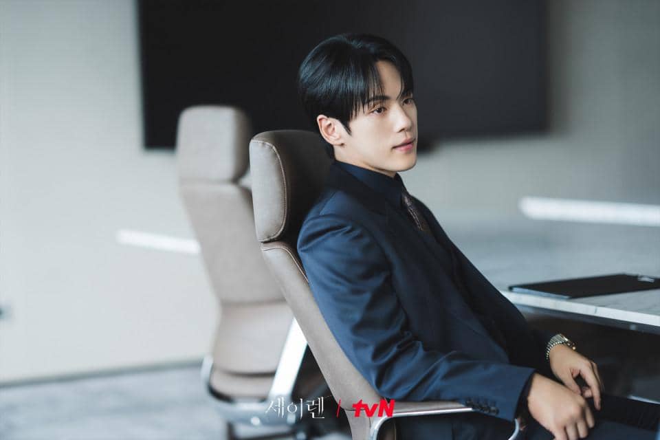 3 Bukti Kalau Paek Jun Beom adalah Lee Su Ho di Siren's Kiss, DNA Sama