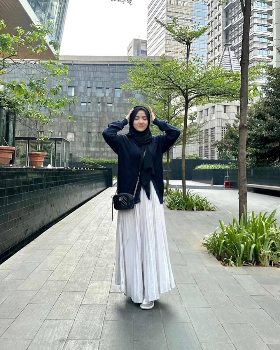 outfit halalbihalal yang kasual