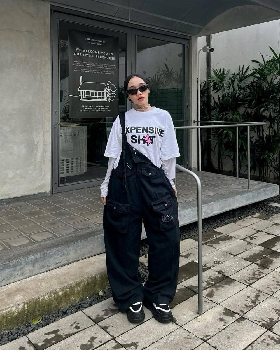 OOTD Hijab Skena ala Putri Rianto