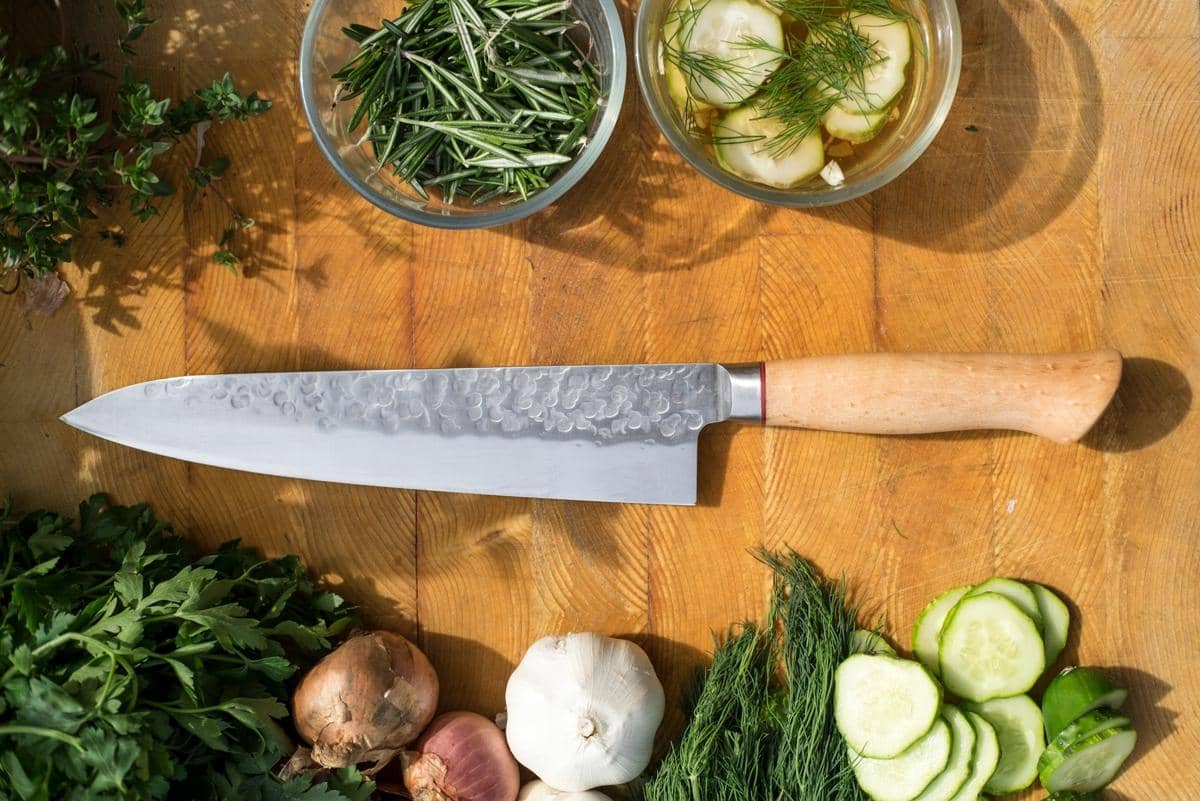 ilustrasi pisau dapur 