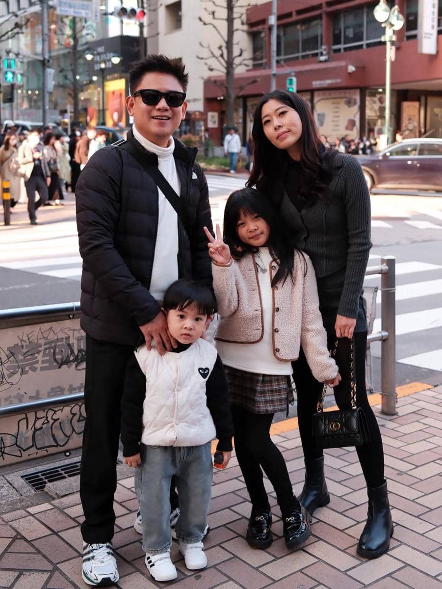 Keluarga Bobon Santoso liburan ke Jepang