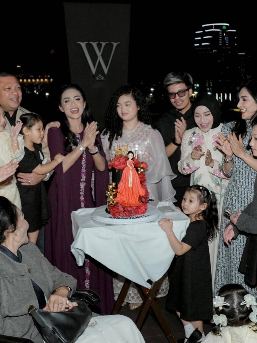 Perayaan Ultah ke-51 Kris Dayanti, Intimate Bareng Keluarga (instagram.com/krisdayantilemos)