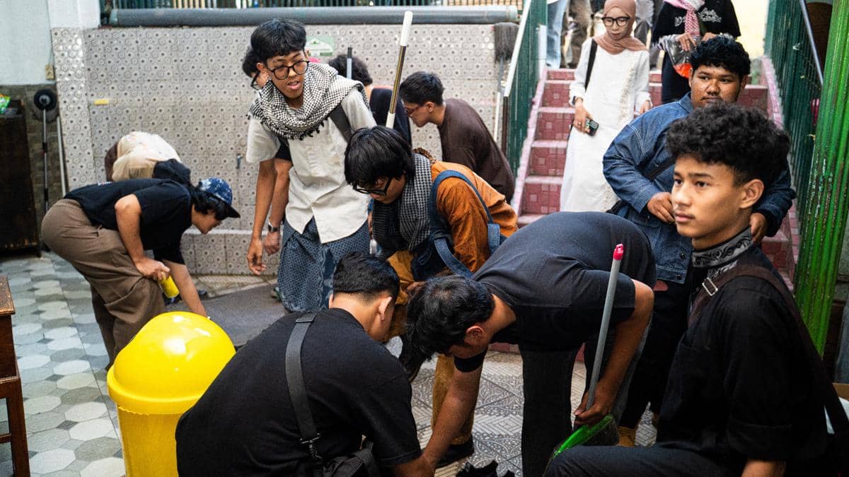 Safari Ramadan The Panturas: Dari Konser hingga Bersihkan Surau (Dok. IDN Times)