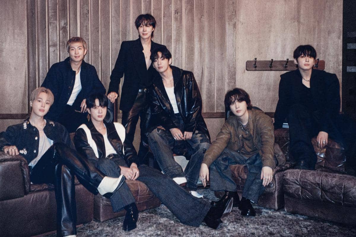 potret BTS untuk album ARIRANG (dok. Weverse/BTS)