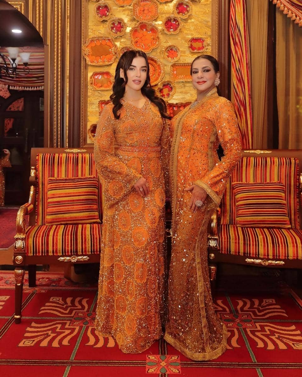 Gaya Lebaran Keluarga Tasya dan Tasyi dari Tahun ke Tahun