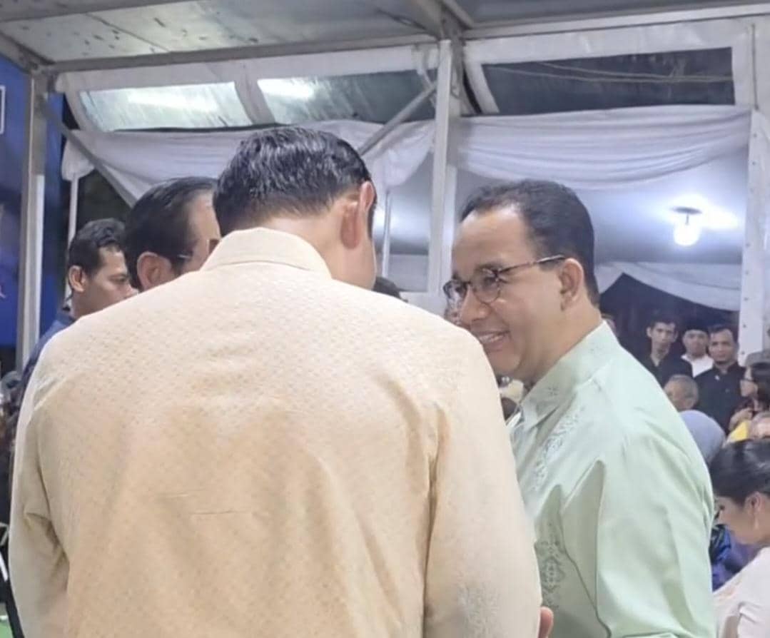 Momen Anies Hadir di Open House SBY, Disambut AHY