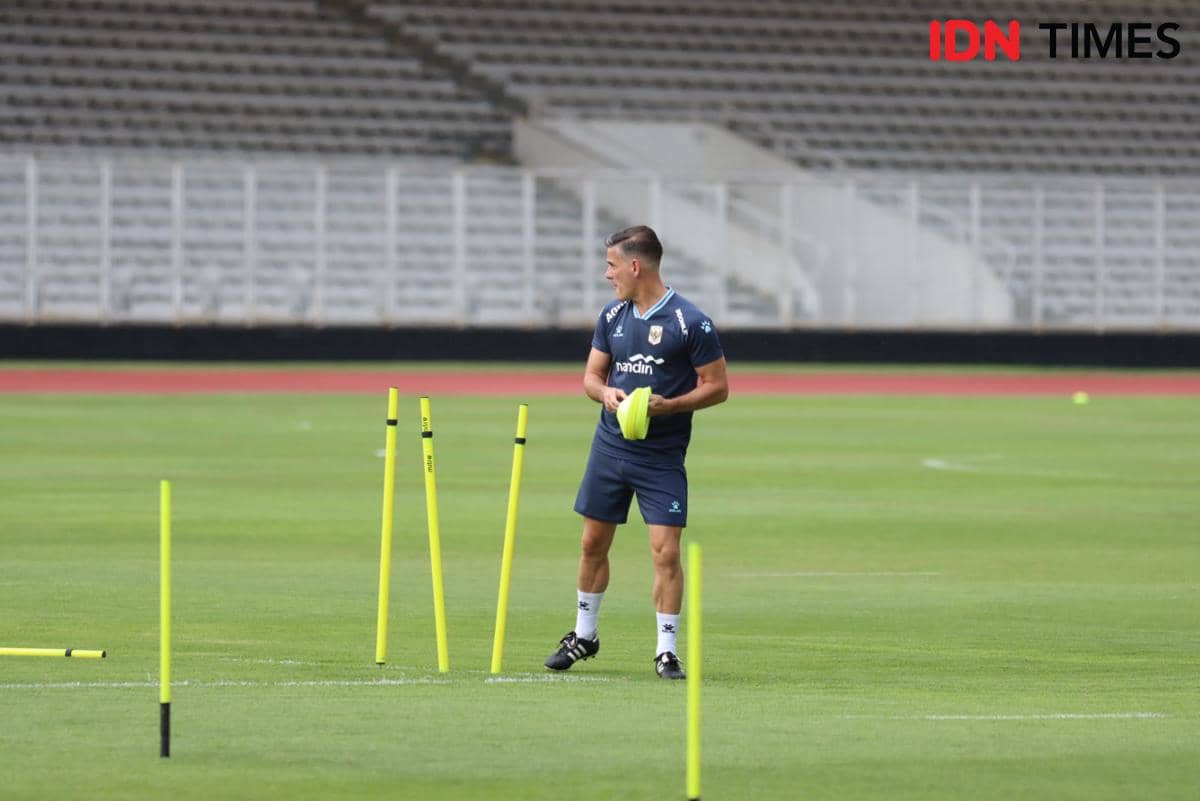2 Perempuan Jadi Staf John Herdman di Timnas Indonesia, Siapa Saja?