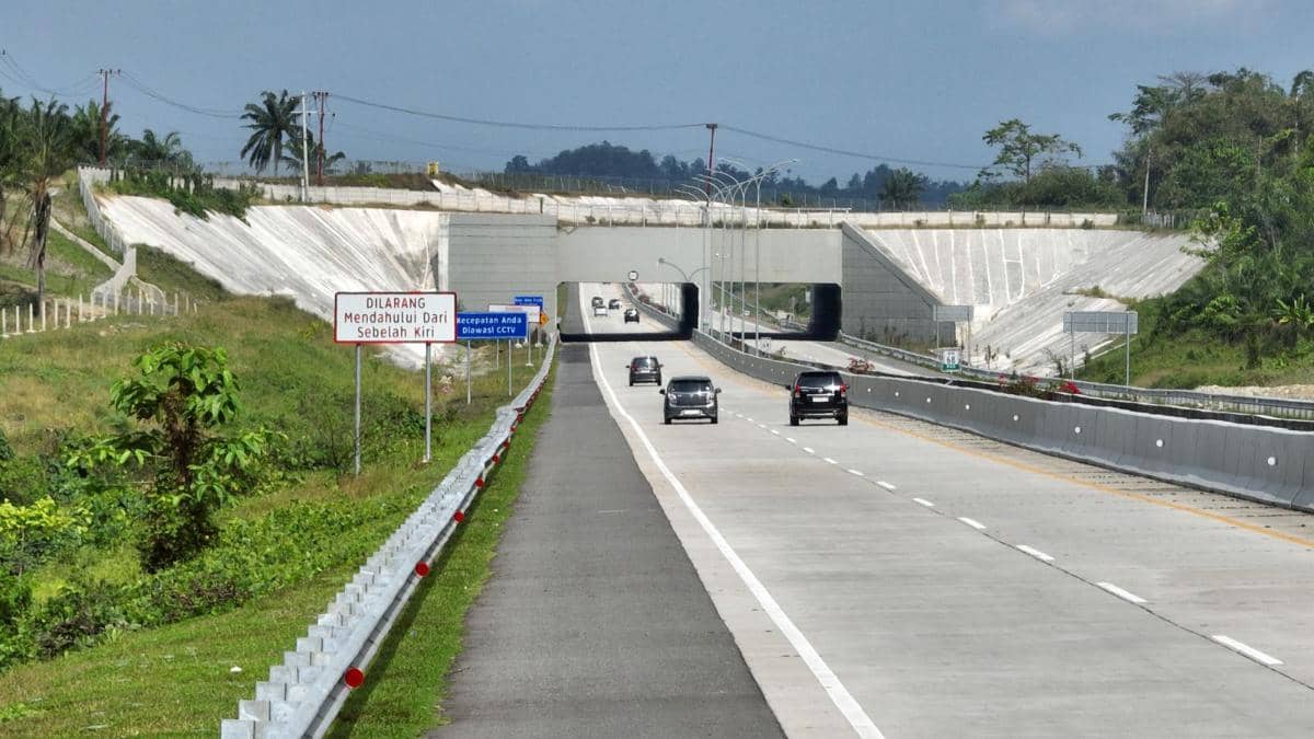 Libur Lebaran, Trafik Tol Kutepat Melonjak Hingga 200 Persen