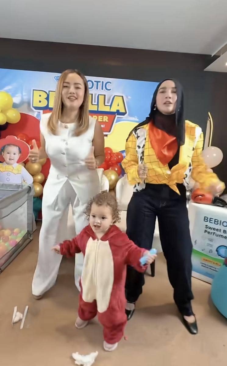 OOTD Ibu-Anak ala Briella dan Mama Niken (instagram.com/niken.havana_)