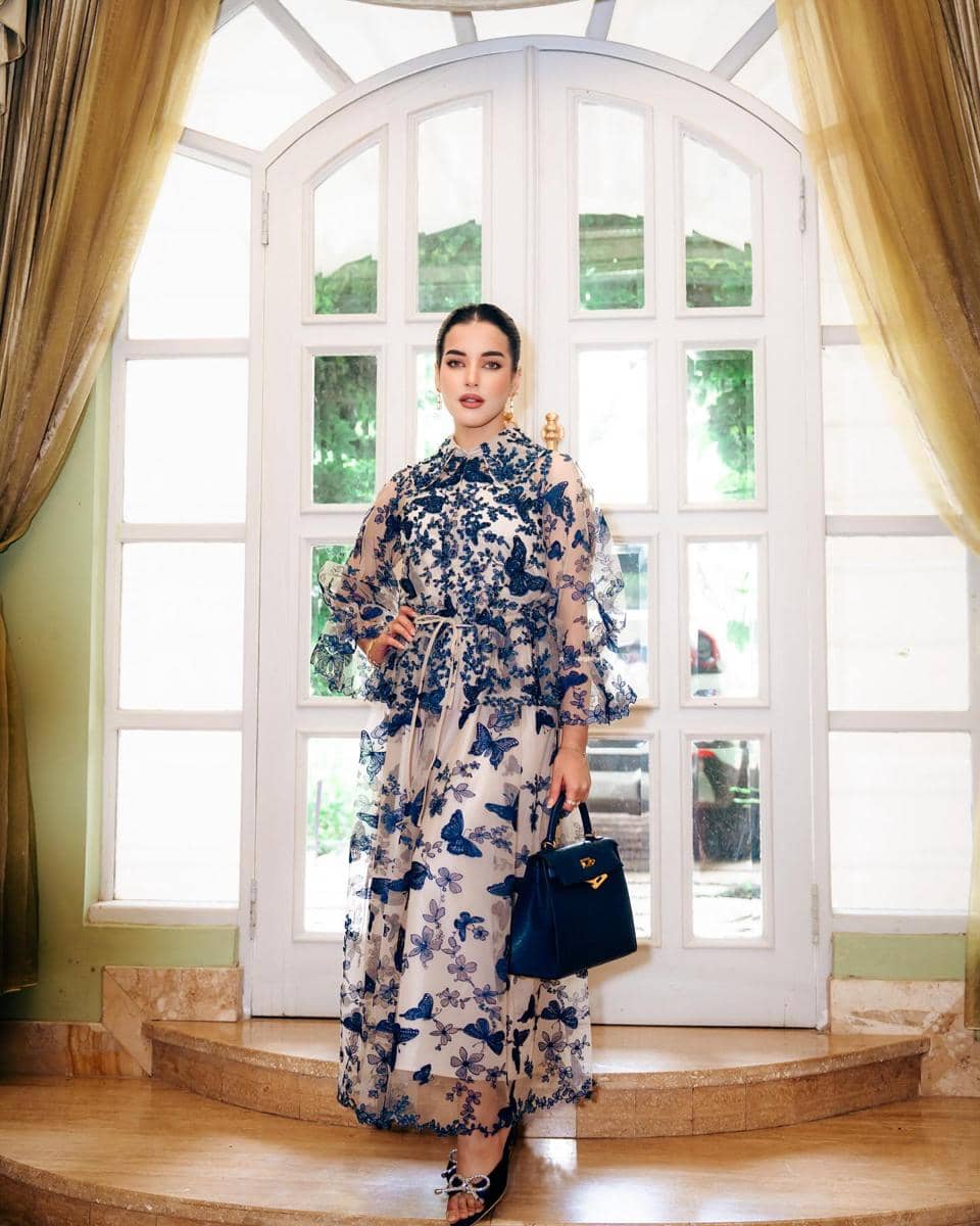 Gaya Lebaran Keluarga Tasya dan Tasyi dari Tahun ke Tahun