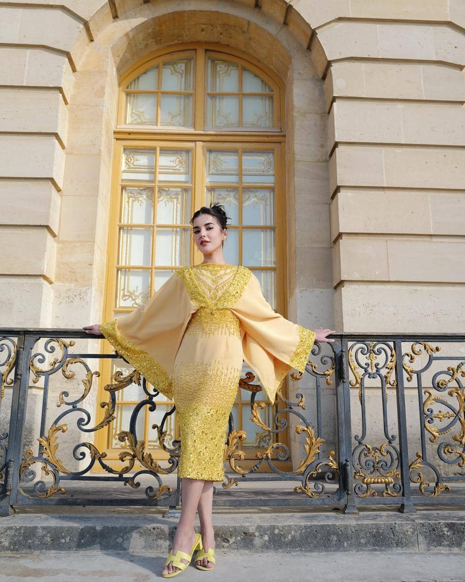 Gaya Lebaran Keluarga Tasya dan Tasyi dari Tahun ke Tahun