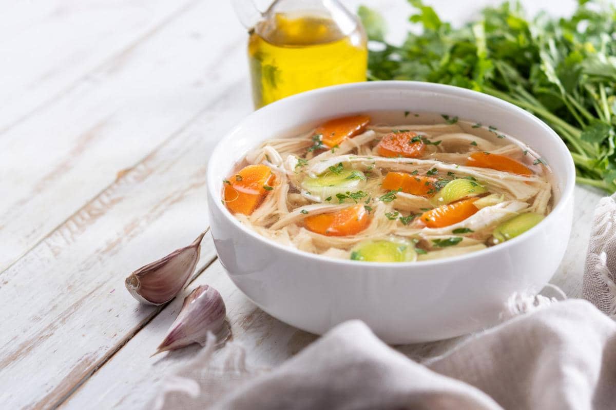 Resep Sup Ayam Jahe Simple yang Gurih, Bikin Badan Rileks!