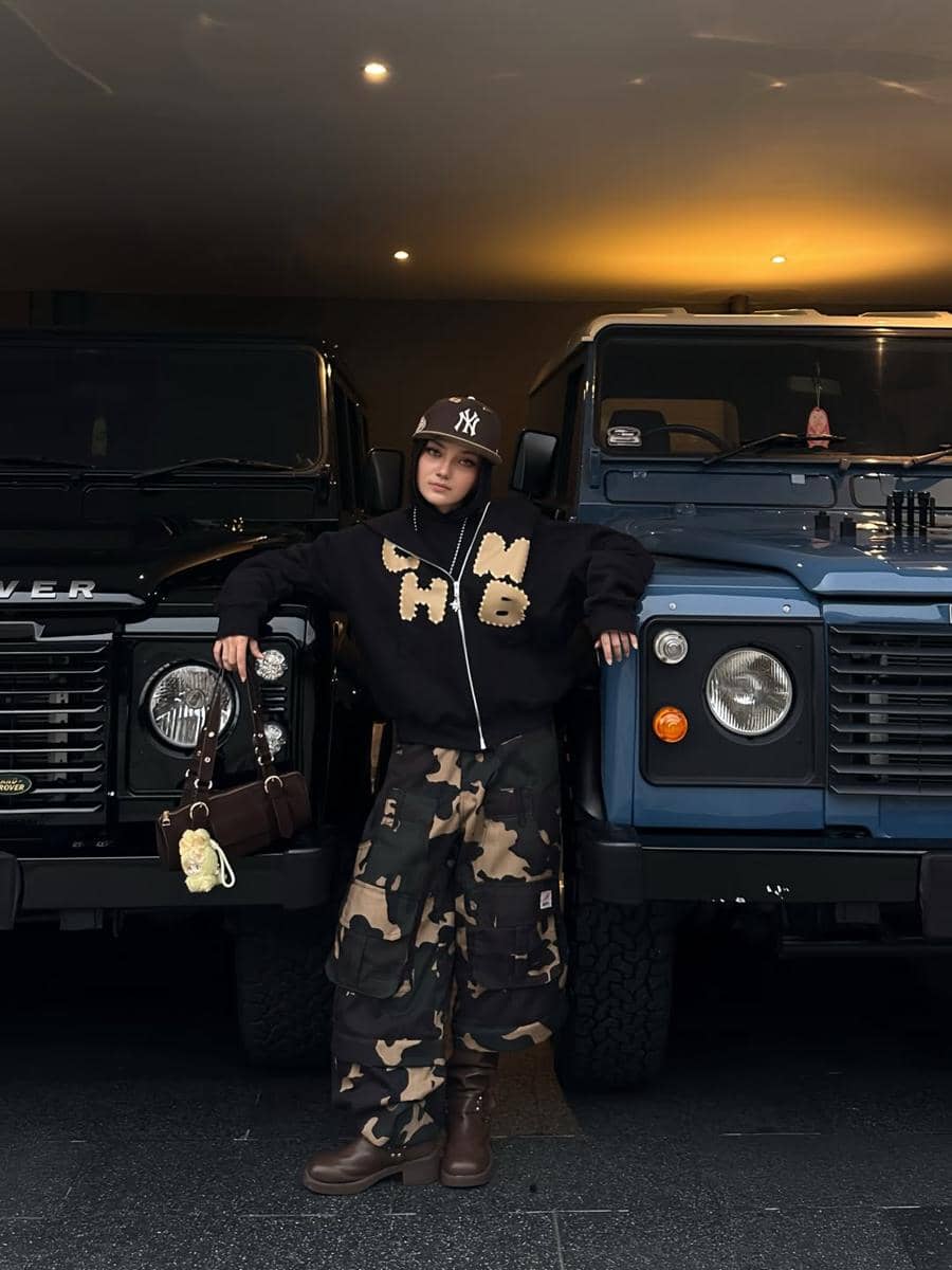 OOTD Celana Loreng ala Tia Santika