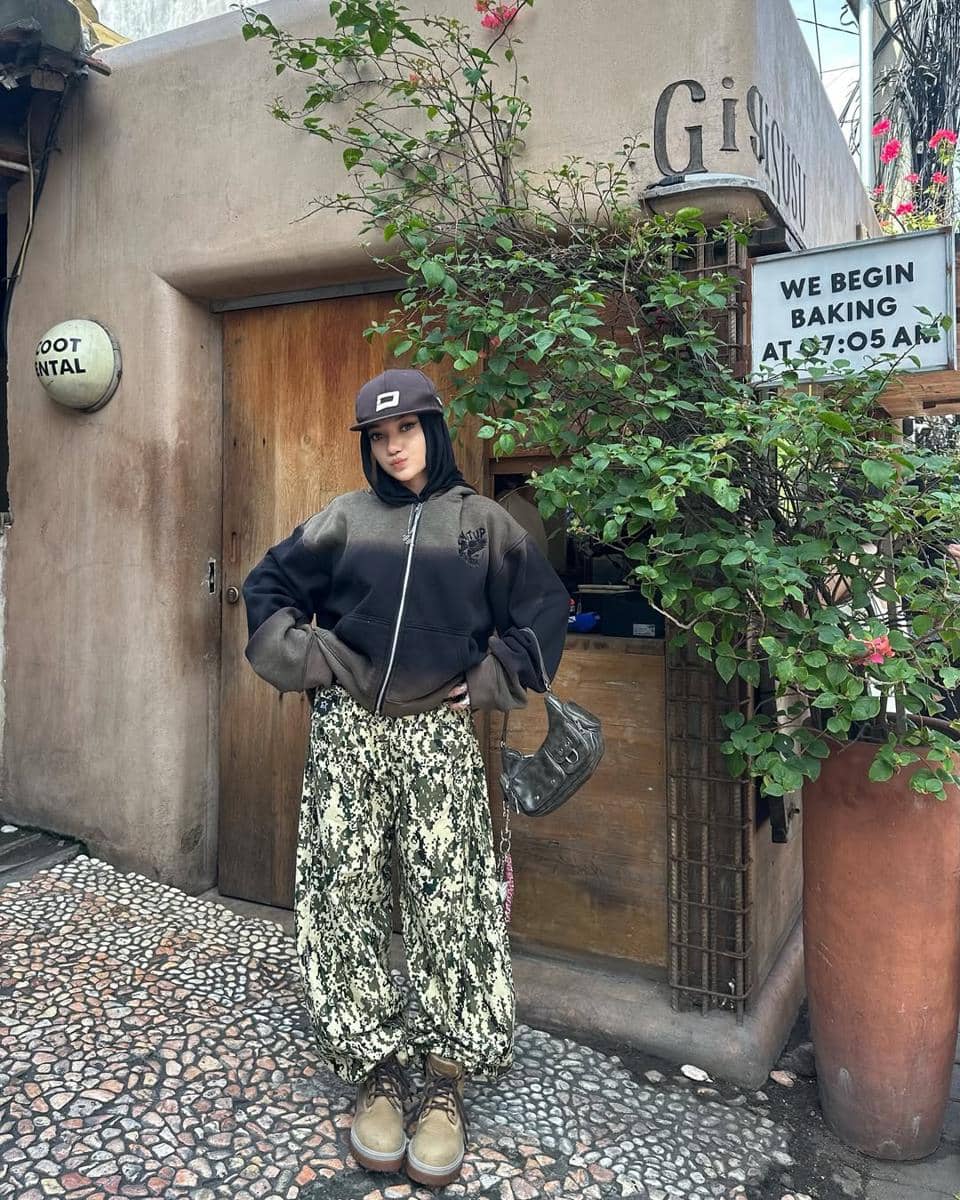 OOTD Celana Loreng ala Tia Santika