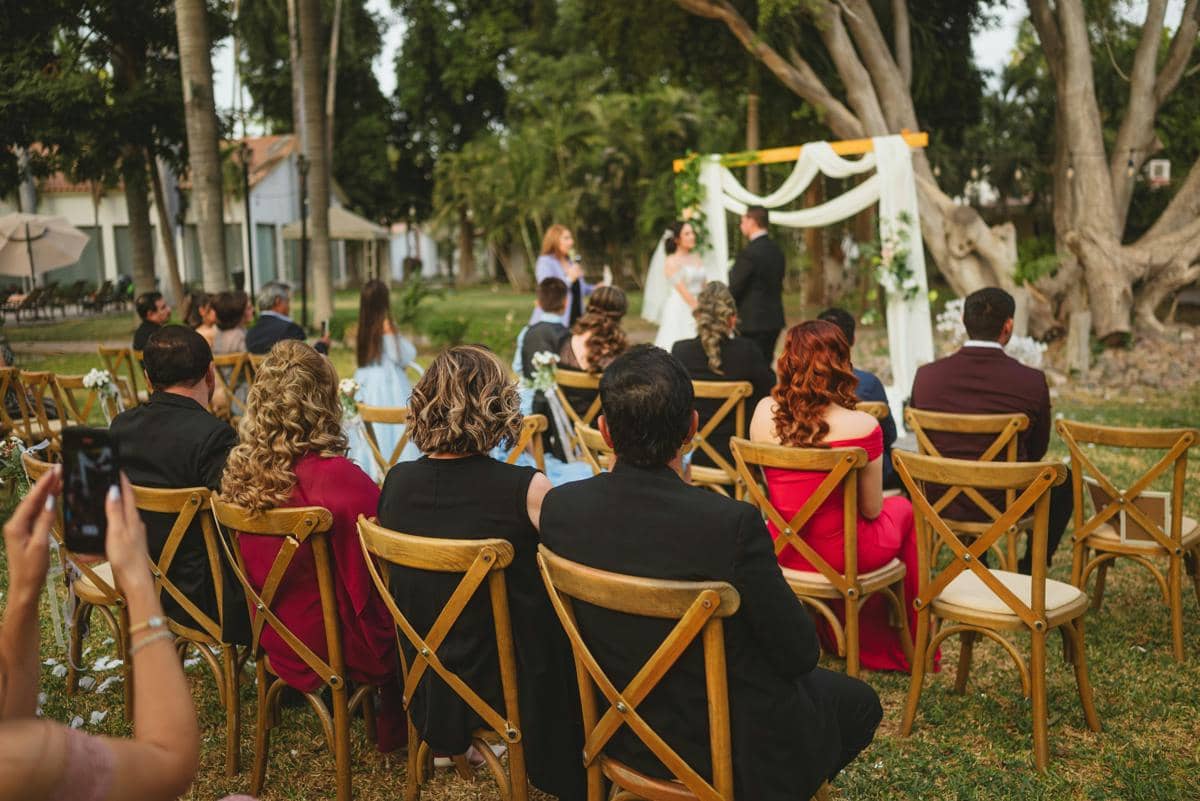 [PUISI] Antara Janji Mereka dan Sisa Kita