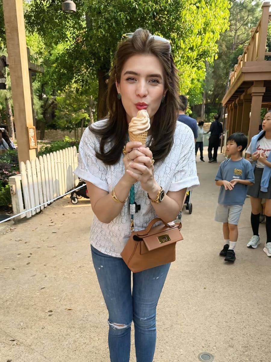 Carissa Putri ajak anak liburan ke Hong Kong