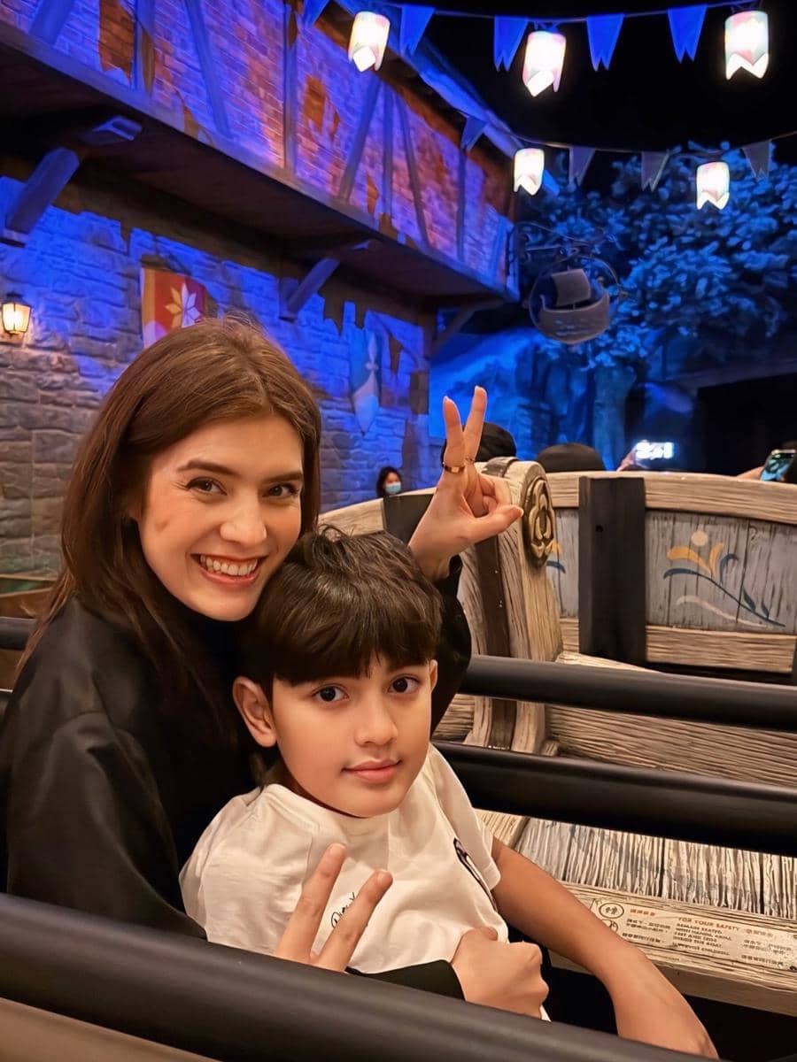 Carissa Putri ajak anak liburan ke Hong Kong