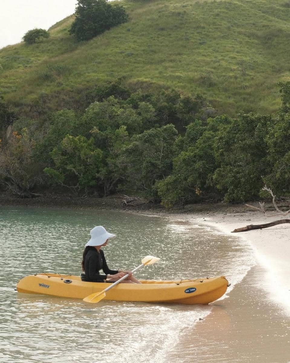 Azizah Salsha saat liburan ke Labuan Bajo