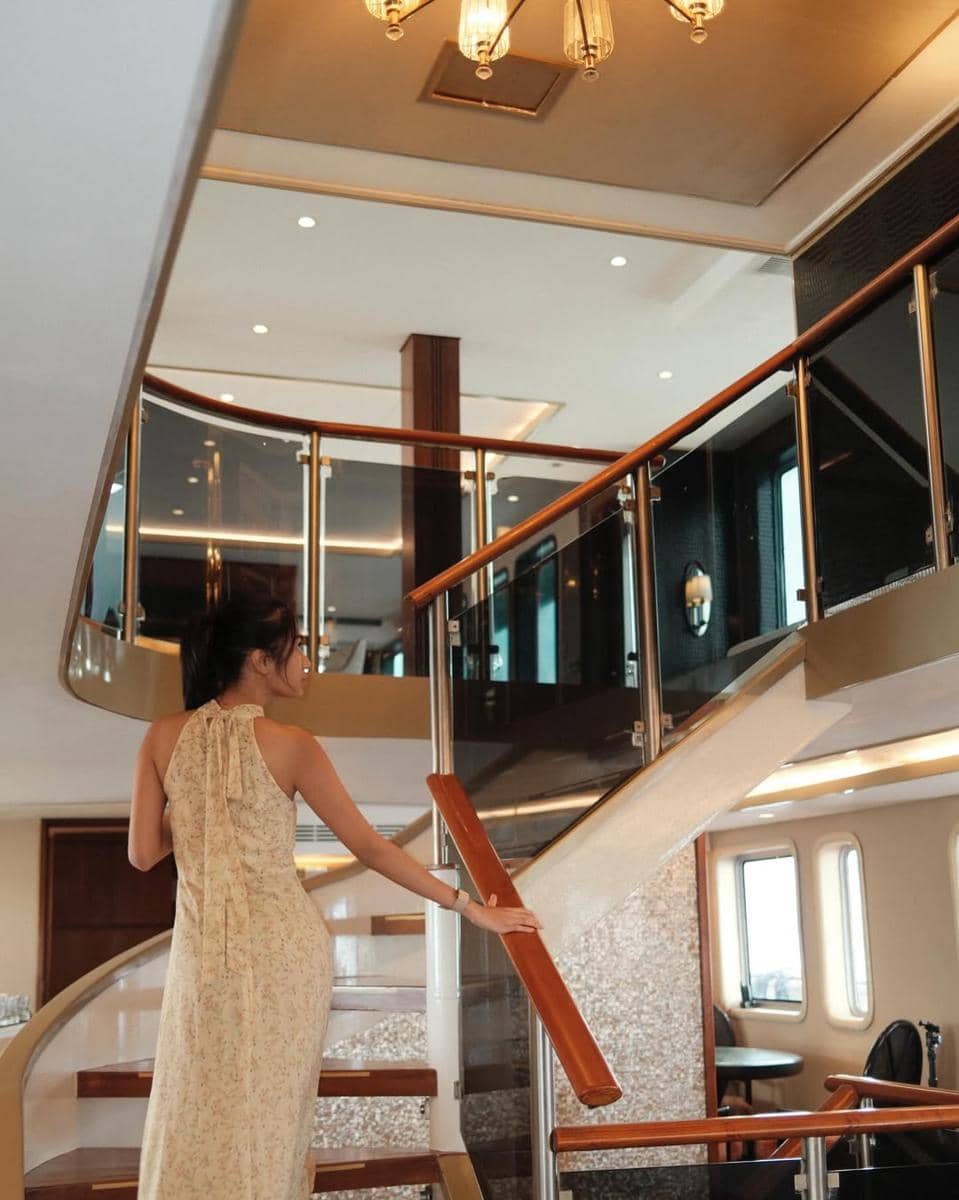 Azizah Salsha saat liburan ke Labuan Bajo