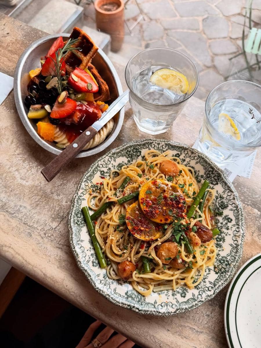 Beby Tsabina liburan