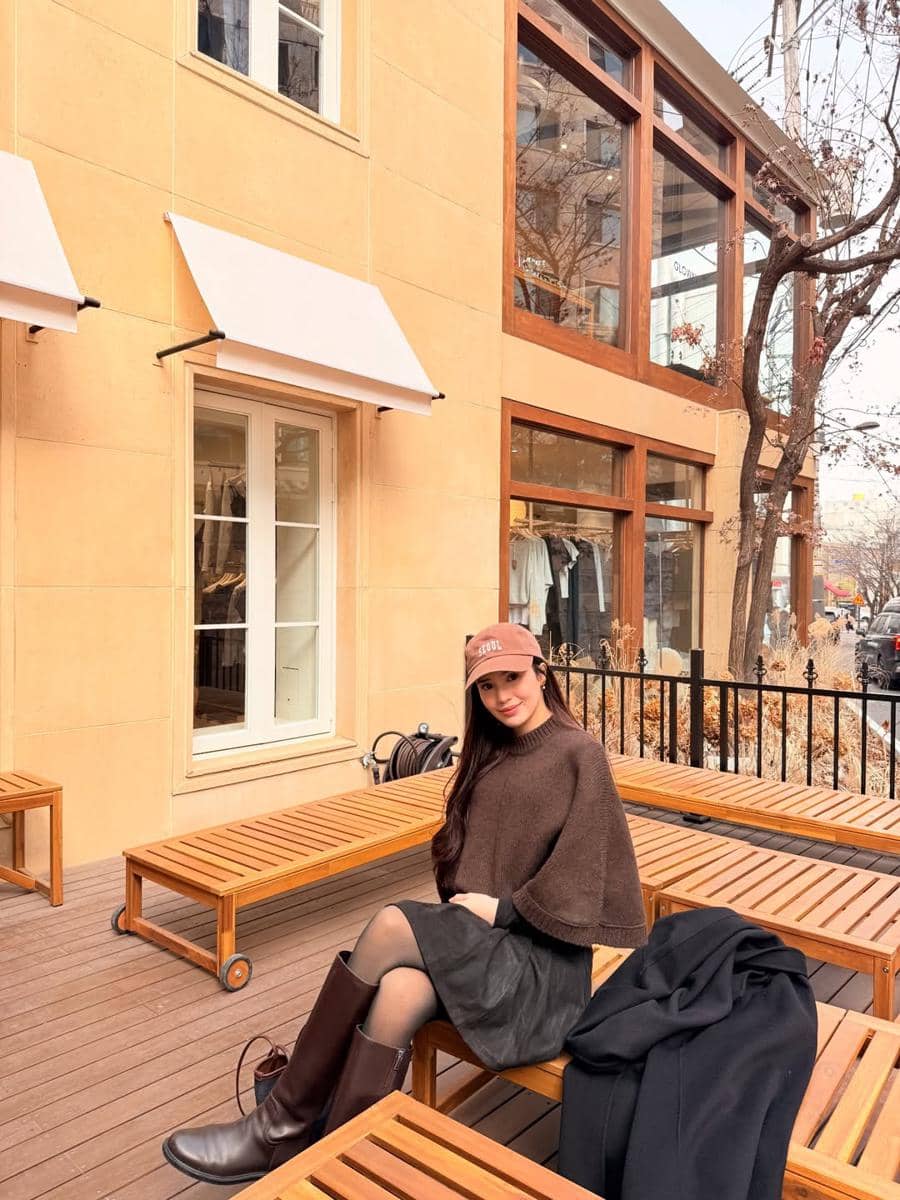 Beby Tsabina liburan