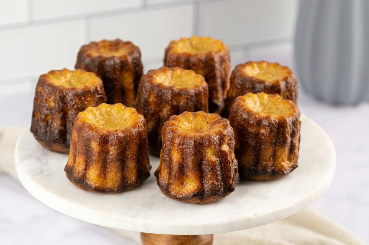Resep Canele Klasik, Dessert Prancis dengan Kulit Karamel