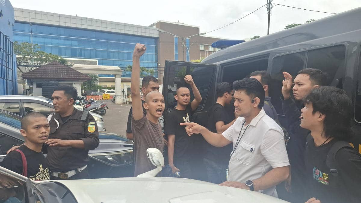 12 Mahasiswa Tahanan Politik Demo Agustus di Serang Segera Disidang