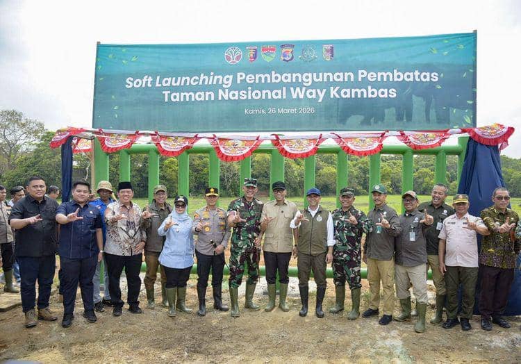 Menhut Soft Launching Pagar Pembatas 138 Kilometer di Way Kambas