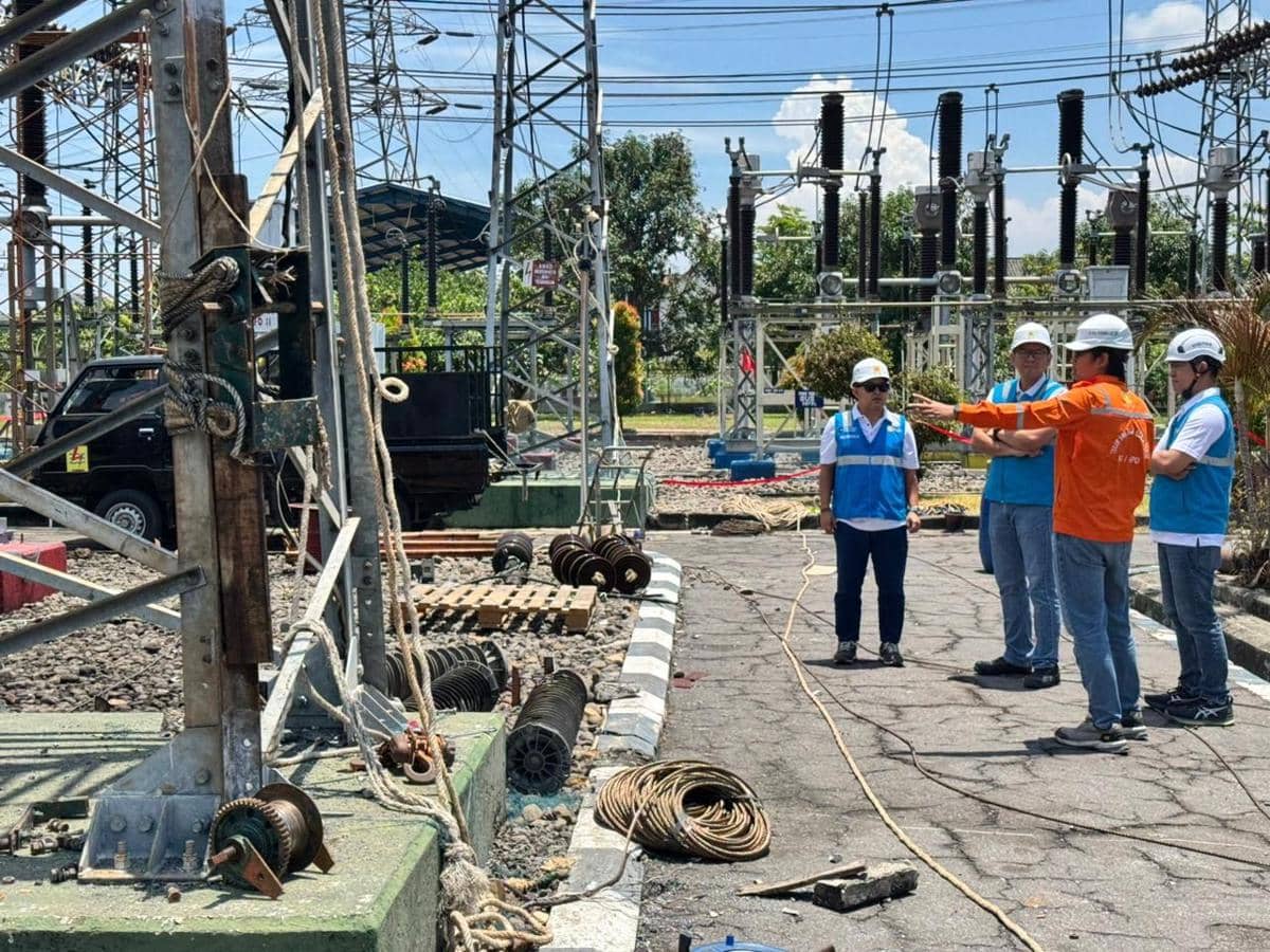 Pln, trafo listrik, transmisi pln, pln salatiga