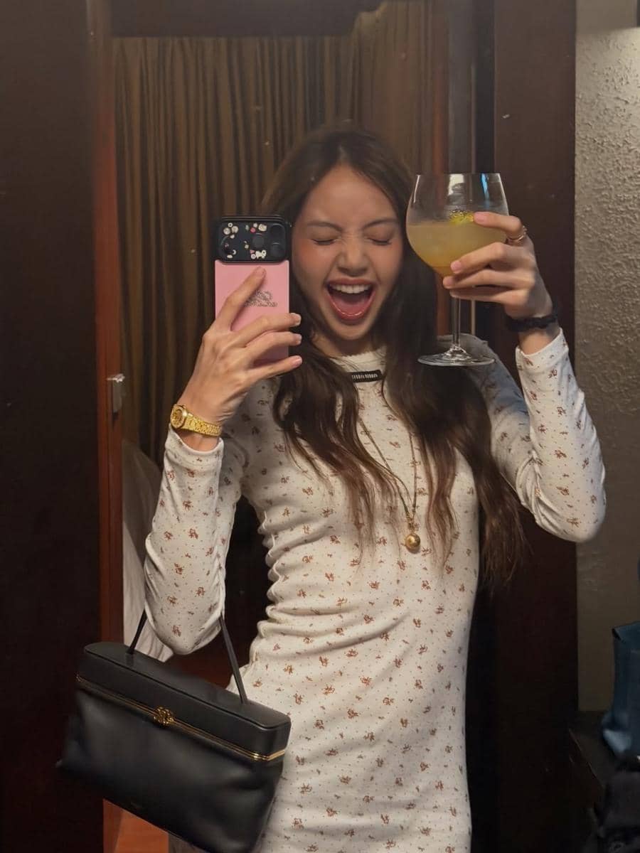 Keseruan Lisa BLACKPINK di Bali