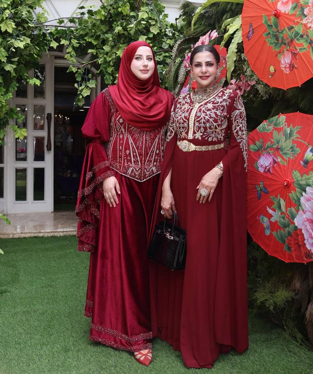 Koleksi Item Branded Artis Saat Lebaran 