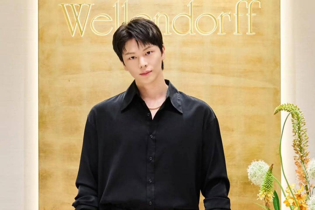 Yook Sung Jae (instagram.com/ yook_can_do_it)