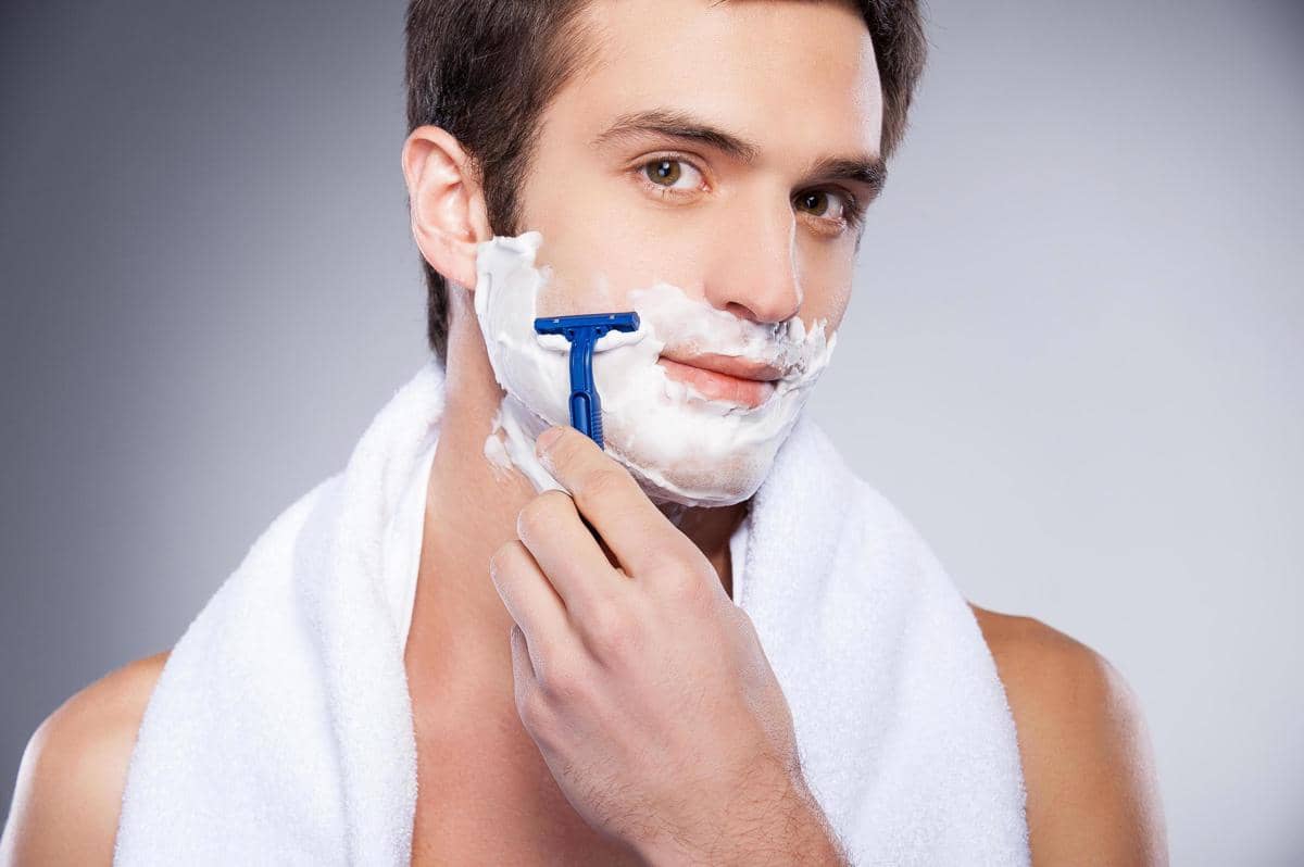 5 Bahan Alami yang Bisa Dipakai Pria untuk Shaving, Lebih Aman!
