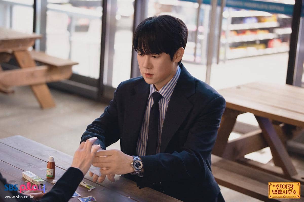 Yoo Yeon Seok di Phantom Lawyer