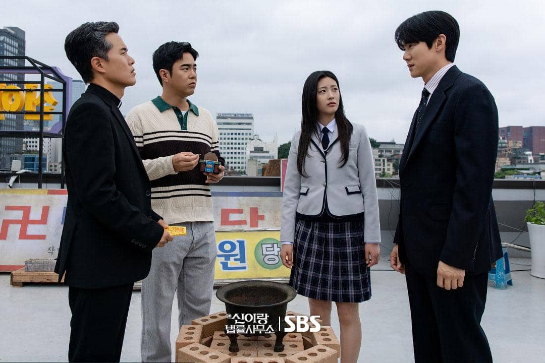 cuplikan drama Phantom Lawyer