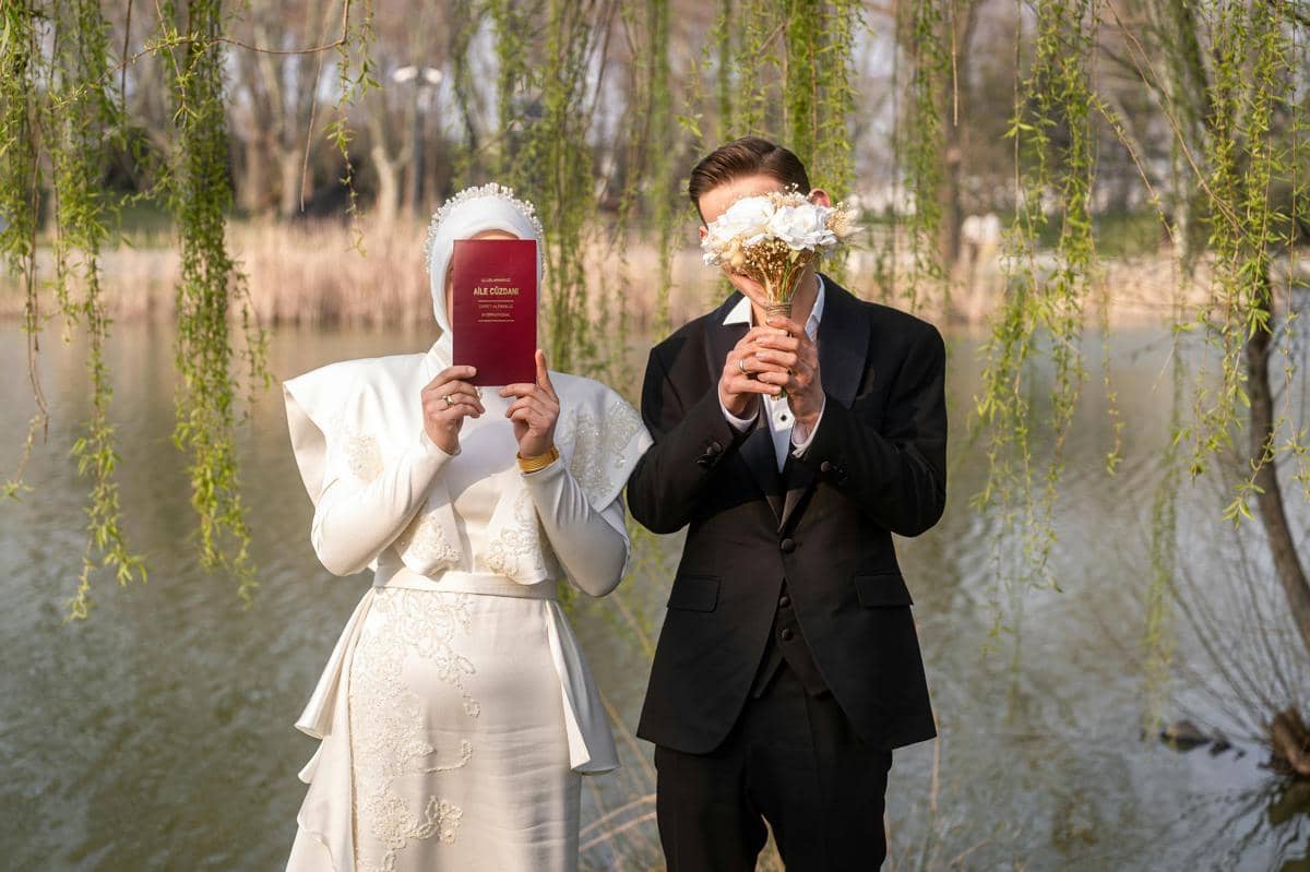 7 Topik Penting yang Perlu Kamu Obrolin dengan Pasangan Sebelum Nikah