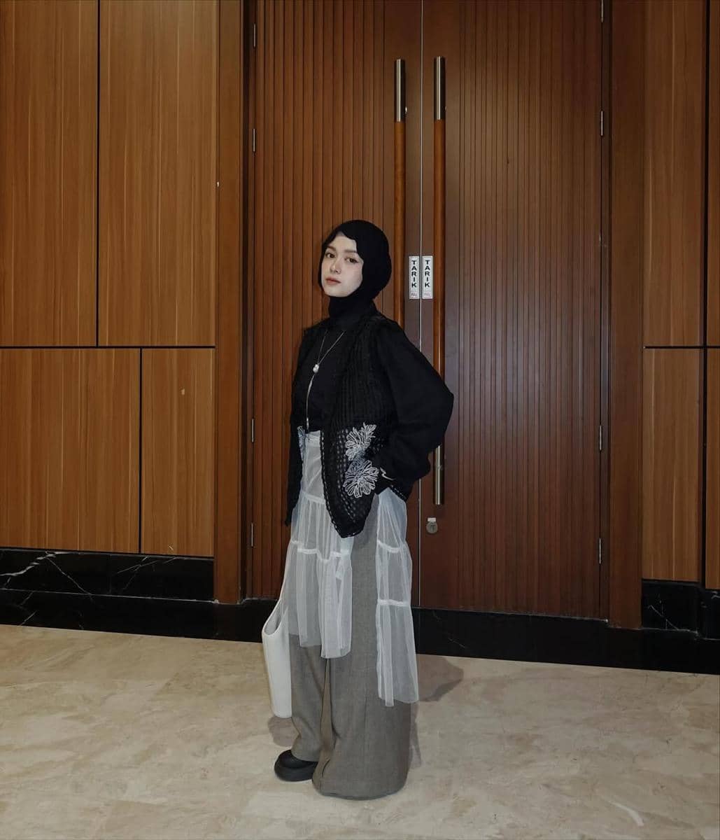 Outfit ala Deana Hanifa