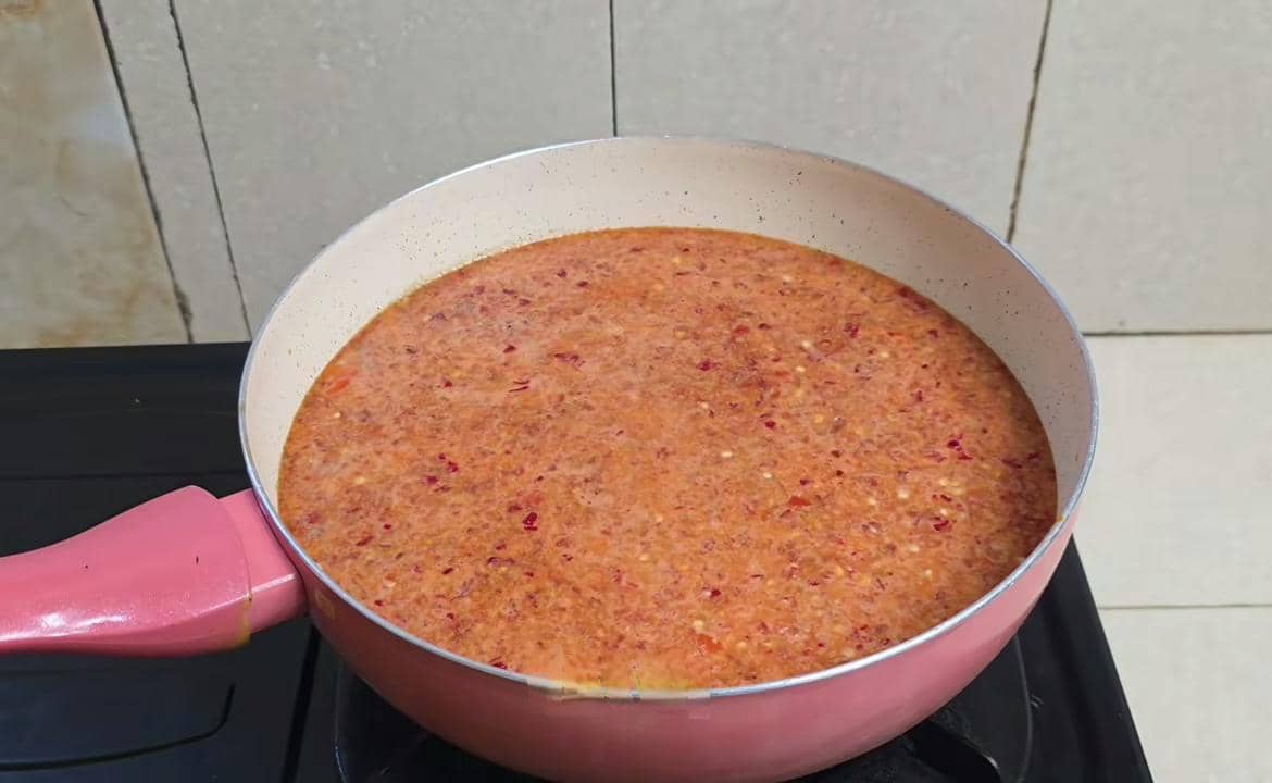 ilustrasi membuat kuah asinan