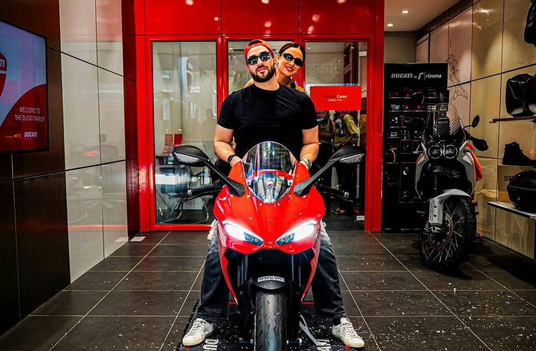 9 Potret Aly Goni Beli Superbike Ducati, Dulu Hanya Melihat di Buku