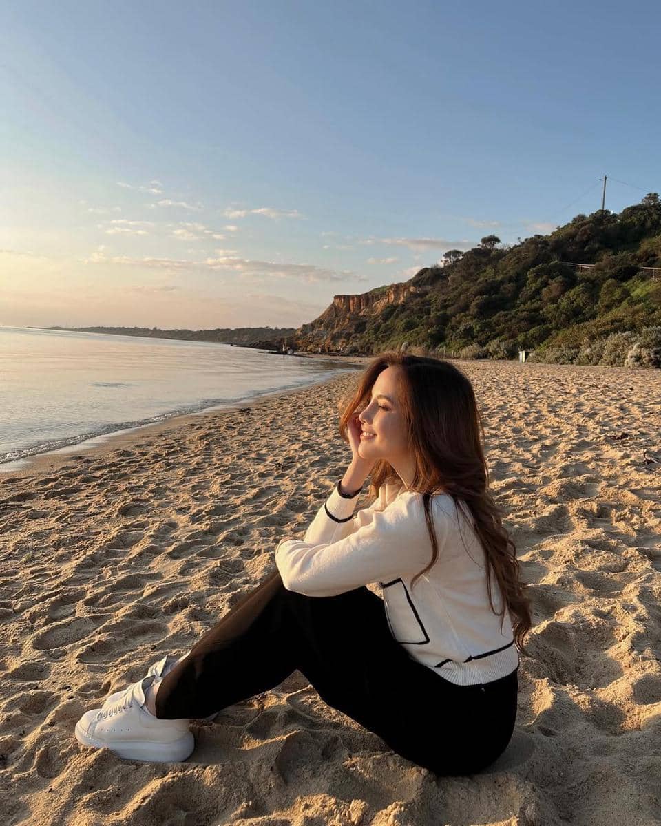 OOTD office look ala Agatha Chelsea