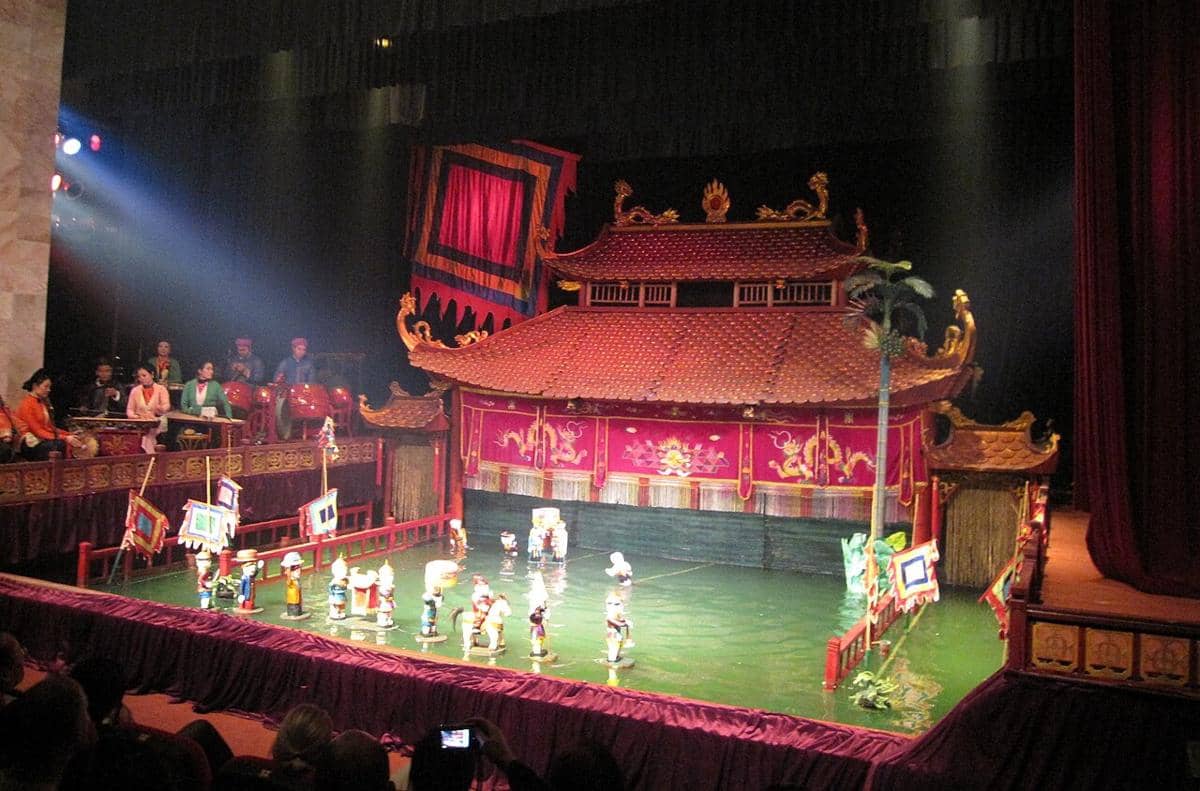 Pertunjukkan wayang air di Hanoi