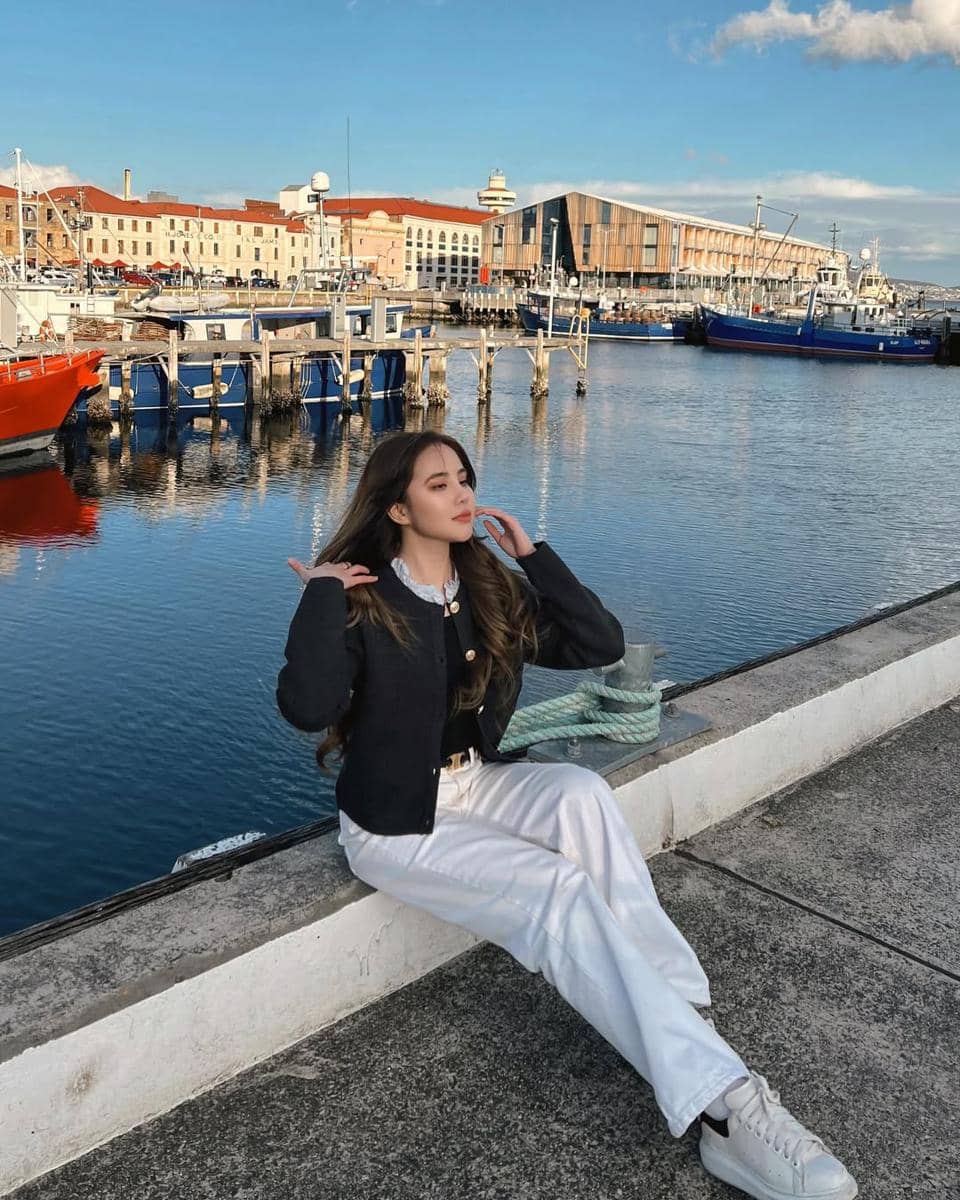 OOTD office look ala Agatha Chelsea