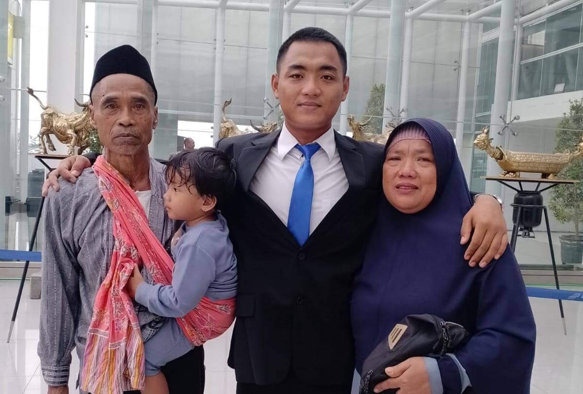 Kisah Pemuda Desa Pemburu Negeri Sakura