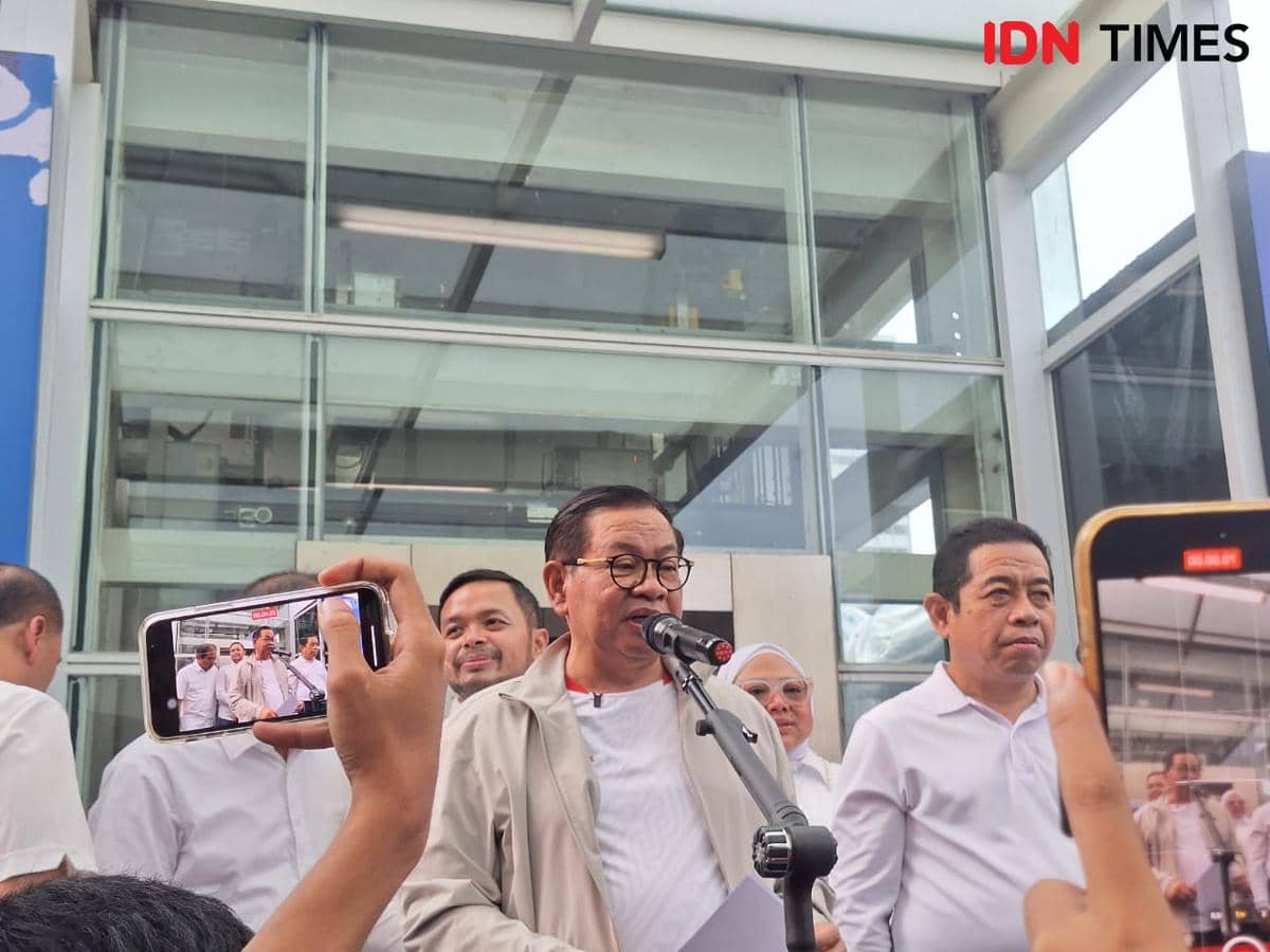 Pramono: TransJakarta 12 Tahun, Layani 1,4 Juta Penumpang Tiap Hari