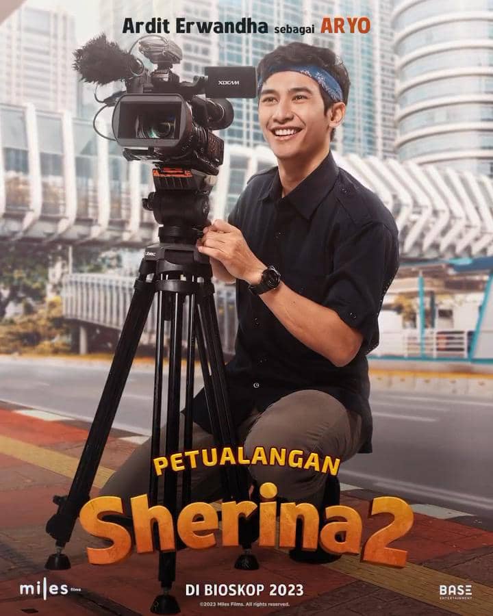 Ardit Erwandha berperan sebagai Aryo dalam film Petualangan Sherina 2